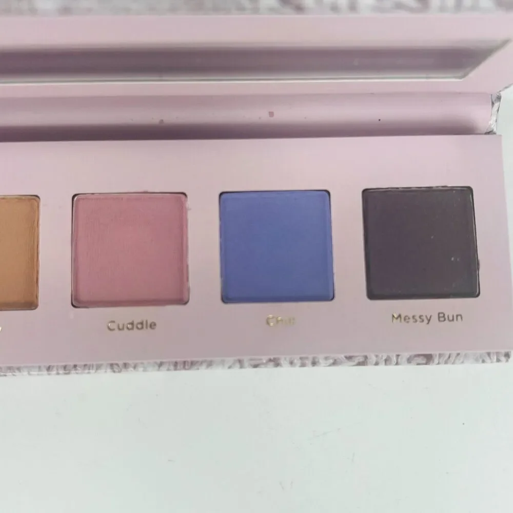 Dominique Cosmetics Sweater Weather Matte Eyeshadow Palette 6 x80g NIB